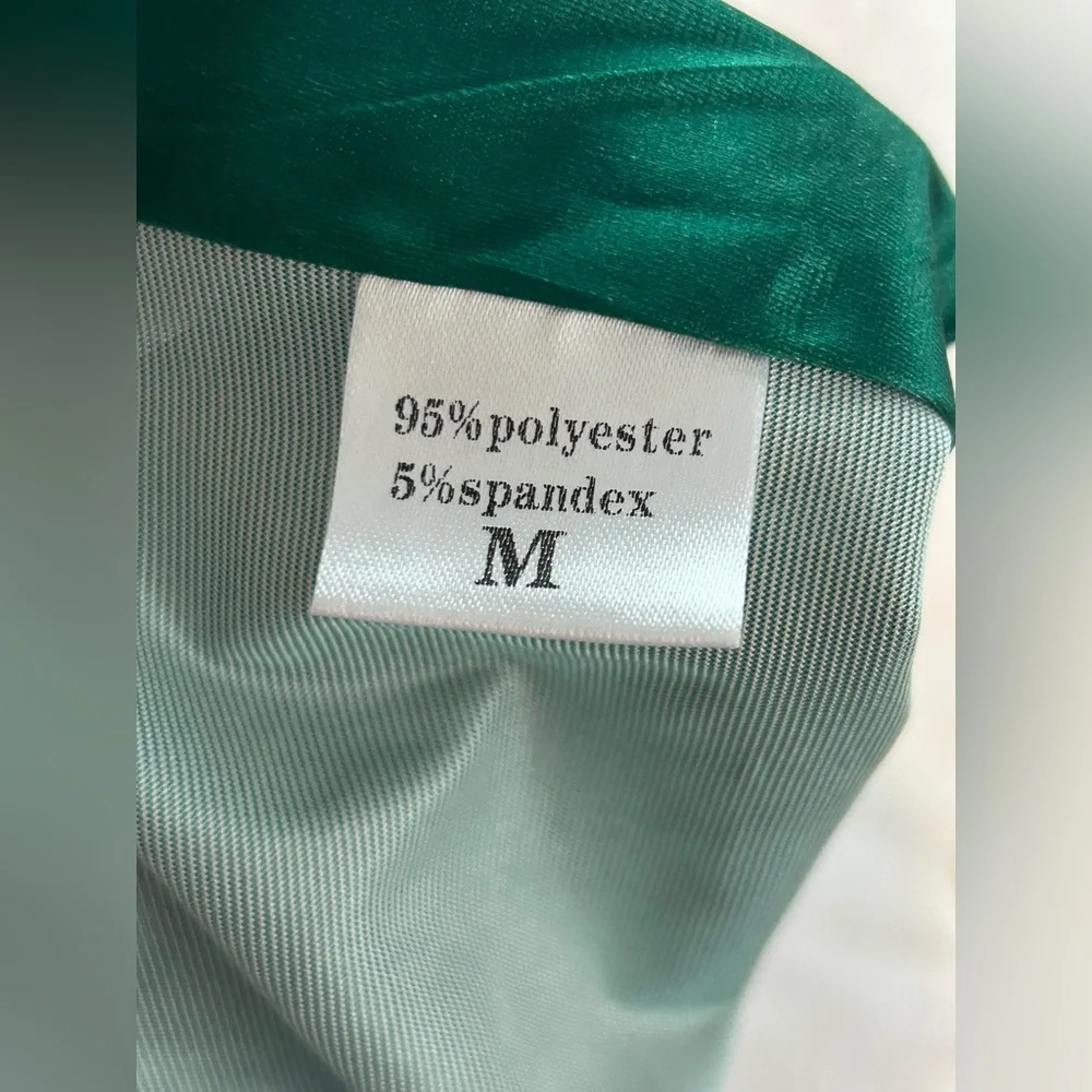 Green Crop Top - Picture 3 of 3